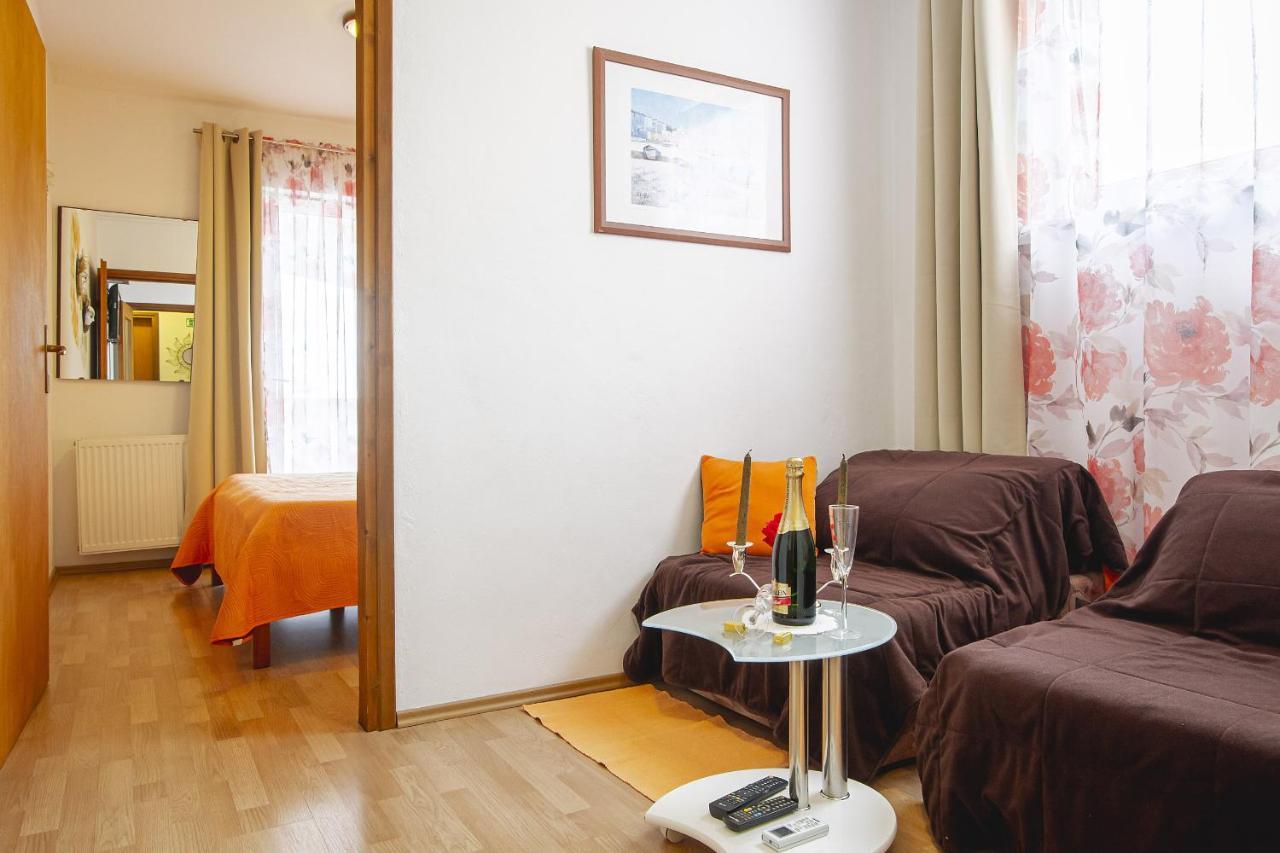 Apartmani Justic Njivice Buitenkant foto